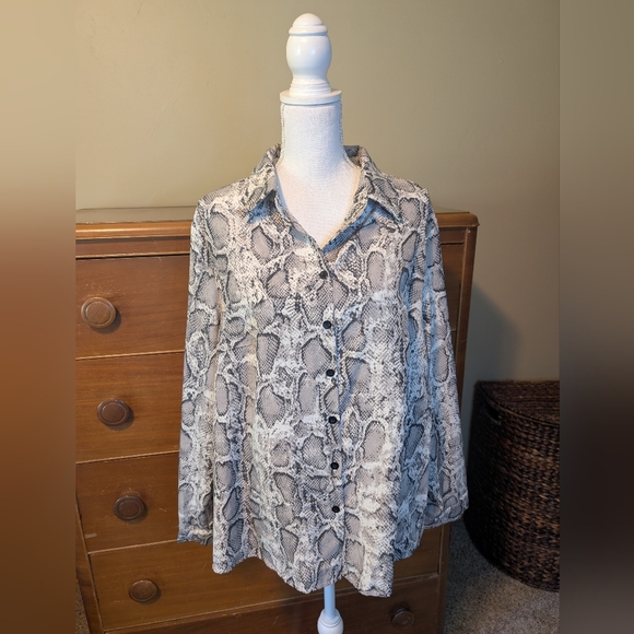 Snakeskin Button Down Blouse Long Sleeve SZ 2XL - Picture 10 of 14